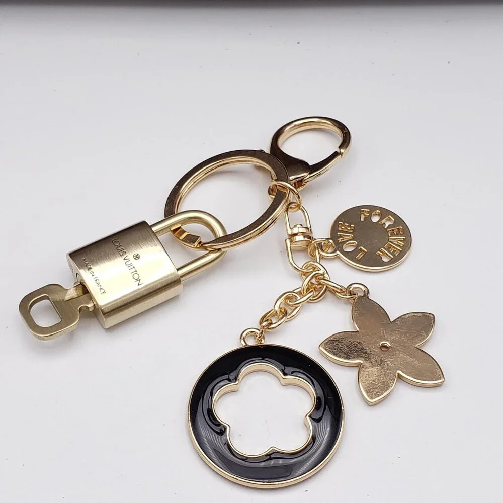 Louis Vuitton Gold Padlock 🔒 Key Set Authentic LV w/ Unbranded Flower Keychain